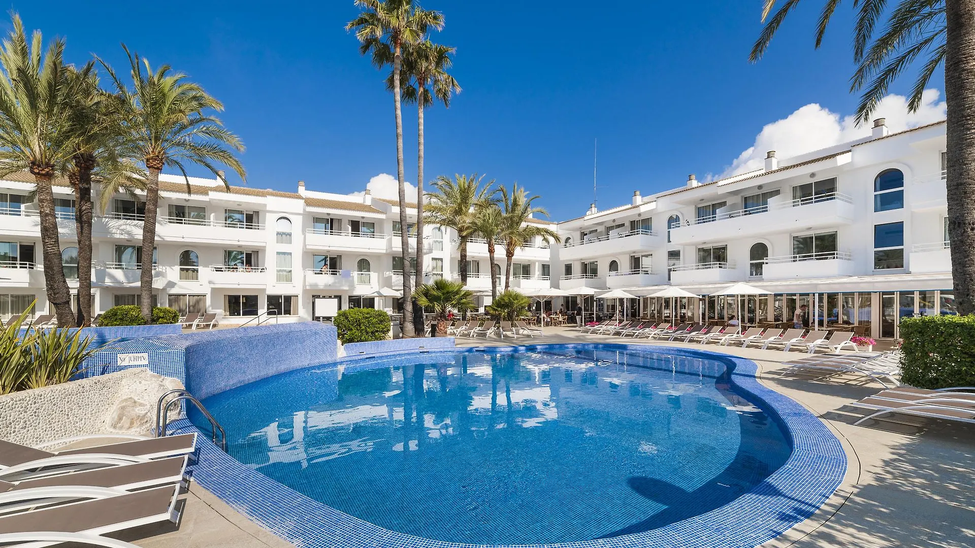 Апарт-отель Hoposa Hotel & Apartaments Villaconcha Поланко